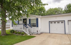 242A Meadowlark Lane, Sandwich, IL 60548