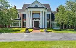 560 Saddlebrook Drive NE, Ada, MI 49301
