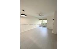 18316 NW 68th Ave, Hialeah, FL 33015