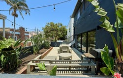 18 24th Ave, Venice, CA 90291