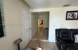 3245 NW 34th St, Miami, FL 33142