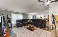2940 Lafayette Avenue, Melbourne, IA 50162