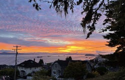 907 5TH St, Astoria, OR 97103