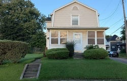 1547 Maple Avenue NE, Canton, OH 44705