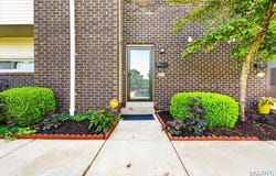 12310 Rossridge Court, St Louis, MO 63146