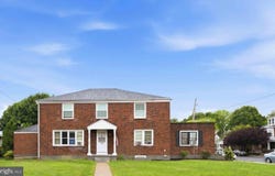400 E MAPLE Street, PALMYRA, PA 17078