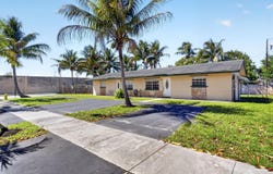 121 NW 56th Court, Oakland Park, FL 33309