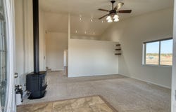 3 Quail Ln, Moorcroft, WY 82721