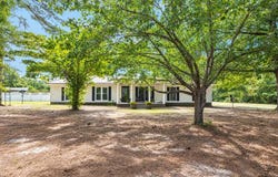 183 Hickory Nut Hollow, Box Springs, GA 31803