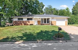 1316 Clearview Drive, St Charles, MO 63303