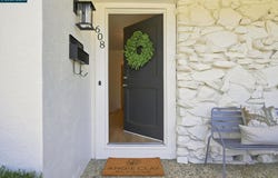 608 Banyan Ln, Walnut Creek, CA 94598