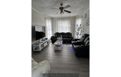 110 E 9TH, Grand Island, NE 68801