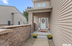 302 Harbor Point Place, Springfield, IL 62712