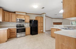 13270 NW 3rd Ter, Trenton, FL 32693