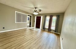 1808 Floydada St, Plainview, TX 79072