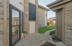 7 Dewberry Court, Bedford, TX 76021