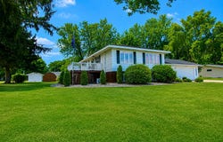 913 1st Avenue SE, Long Prairie, MN 56347