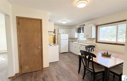 400 E North Street, Waldorf, MN 56091