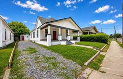329 E Morelia Ave, Knoxville, TN 37917