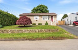 29 Dix Avenue, Johnston, RI 02919