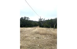 1029 Fairview Rd, Rocksprings, TX 78880