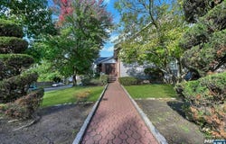 139 Middlesex Avenue, Englewood Cliffs, NJ 07632