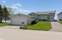 306 E Lake St, Ventura, IA 50482