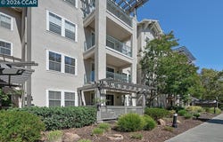 1840 Tice Creek Dr, Walnut Creek, CA 94595