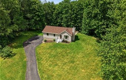2956 Acre Rd, New Castle, PA 16101