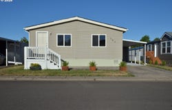 1699 N TERRY St, Eugene, OR 97402