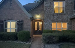 8308 CALLIE MANOR Dr, Bartlett, TN 38002