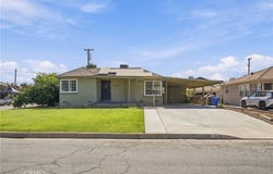 2137 Sacramento, Bakersfield, CA 93305