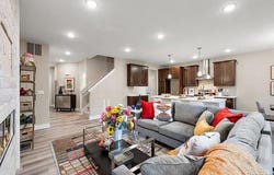 809 Cortland Ln, Troy, MI 48085