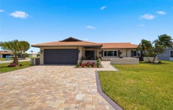 5016 DORY Drive, NEW PORT RICHEY, FL 34652