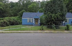 869 PEARCE St, Memphis, TN 38107