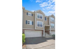 2304 Hudson Circle, Aurora, IL 60502