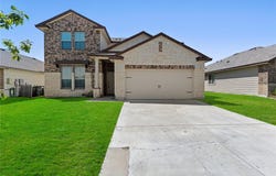 105 GREEN JAY Dr, Jarrell, TX 76537
