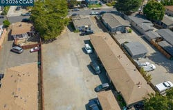 24063 Park St, Hayward, CA 94541