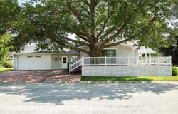 622 5th Street, Allison, IA 50602