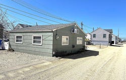115 W Amberjack Way, Lavallette, NJ 08735