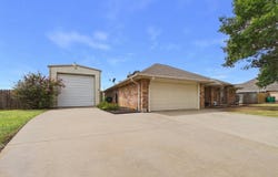 1424 QUAIL RUN, Burkburnett, TX 76354
