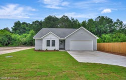 111 William Gurganus Road, Maple Hill, NC 28454