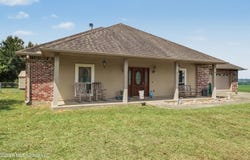 32 Paper Shell Road, Carriere, MS 39426