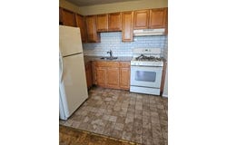 39 E 39Th St, Paterson City, NJ 07514-1143