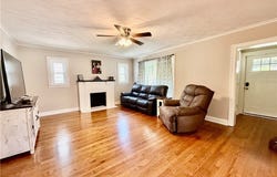106 Layne Avenue, Nitro, WV 25143