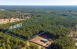 Badger Drive, Crestview, FL 32539