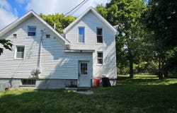 210 E Main St, Sebewaing, MI 48759