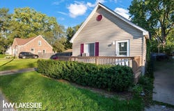 8439 Continental Avenue, Warren, MI 48089