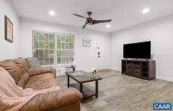 2527 HYDRAULIC RD, Charlottesville, VA 22901