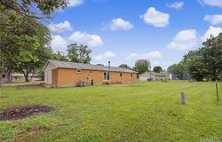 210 Sherrie Drive, Sikeston, MO 63801